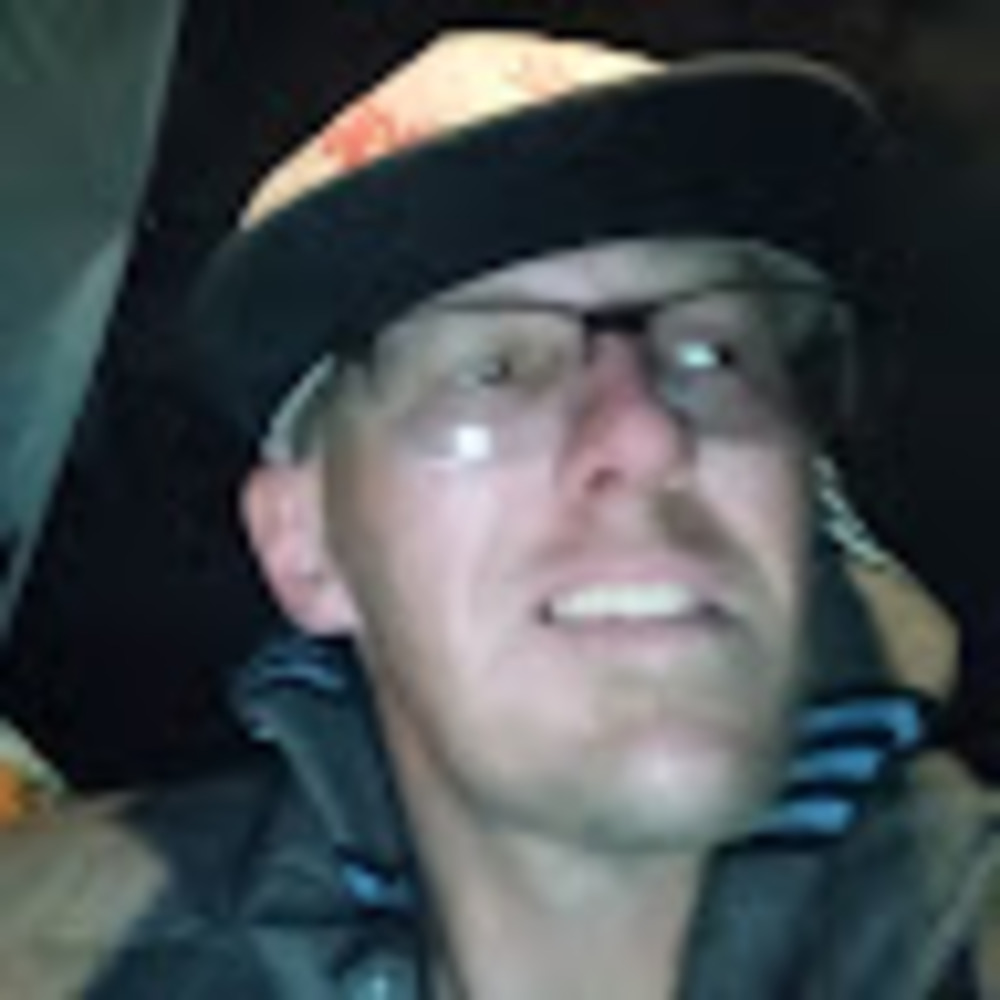 Meet your Posher, Collin